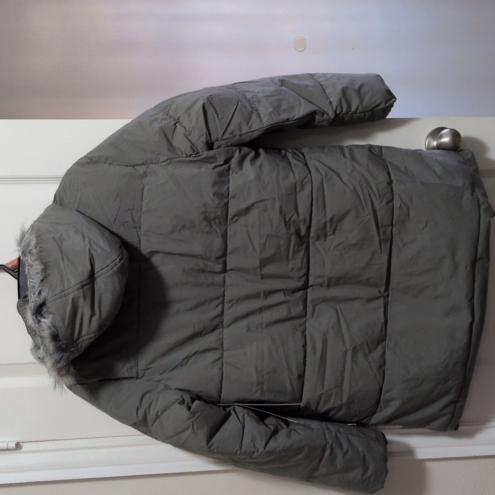 Big Chill Puffer Jacket Sage Colored - Picture 7 of 7